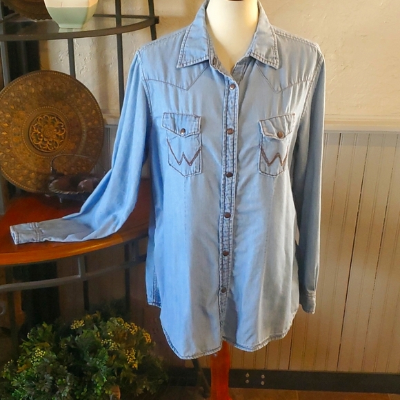 Wrangler Tops - Wrangler* Denim Blouse